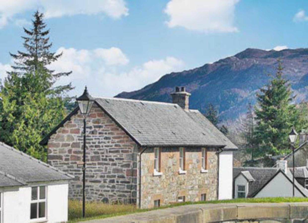 Lockside Lower Flat Fort Augustus Exterior photo